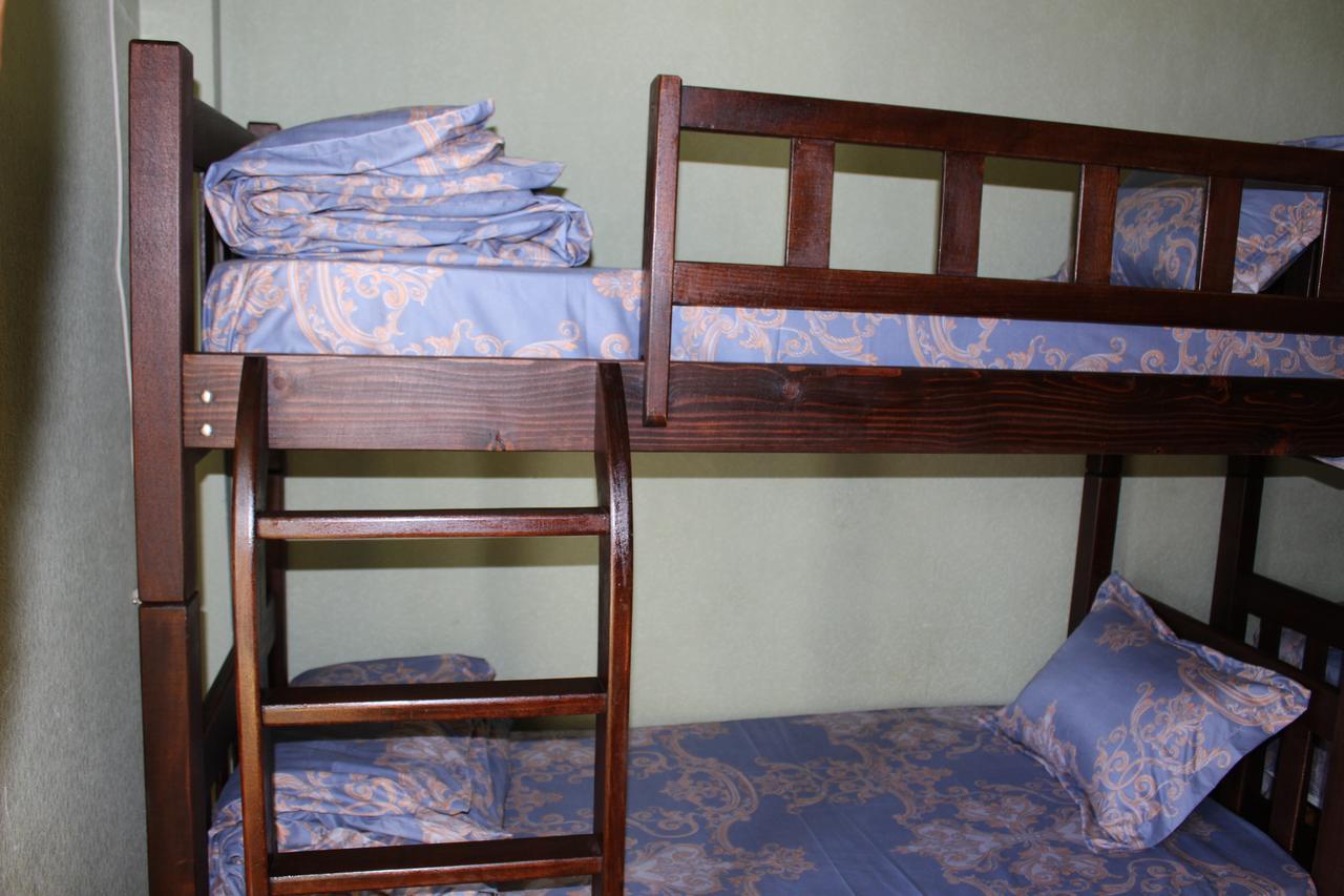 Herrmas Hostel Tbilisi Buitenkant foto